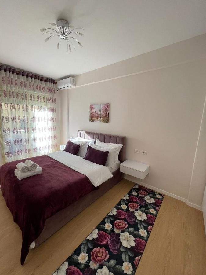 New Apartment In Center Of Tirana Esterno foto
